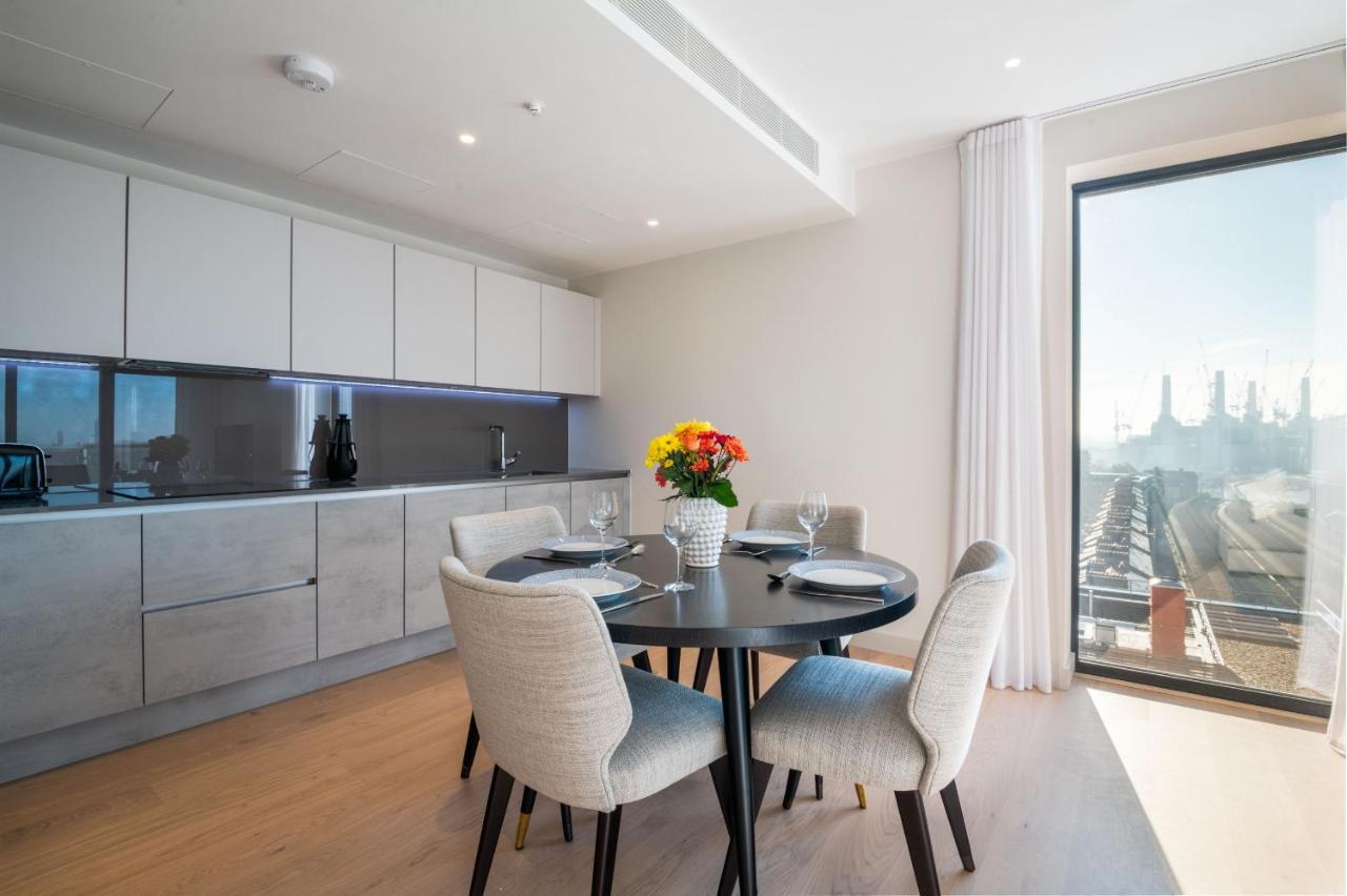 Modern Family Home Close To Victoria Station By Underthedoormat ロンドン エクステリア 写真