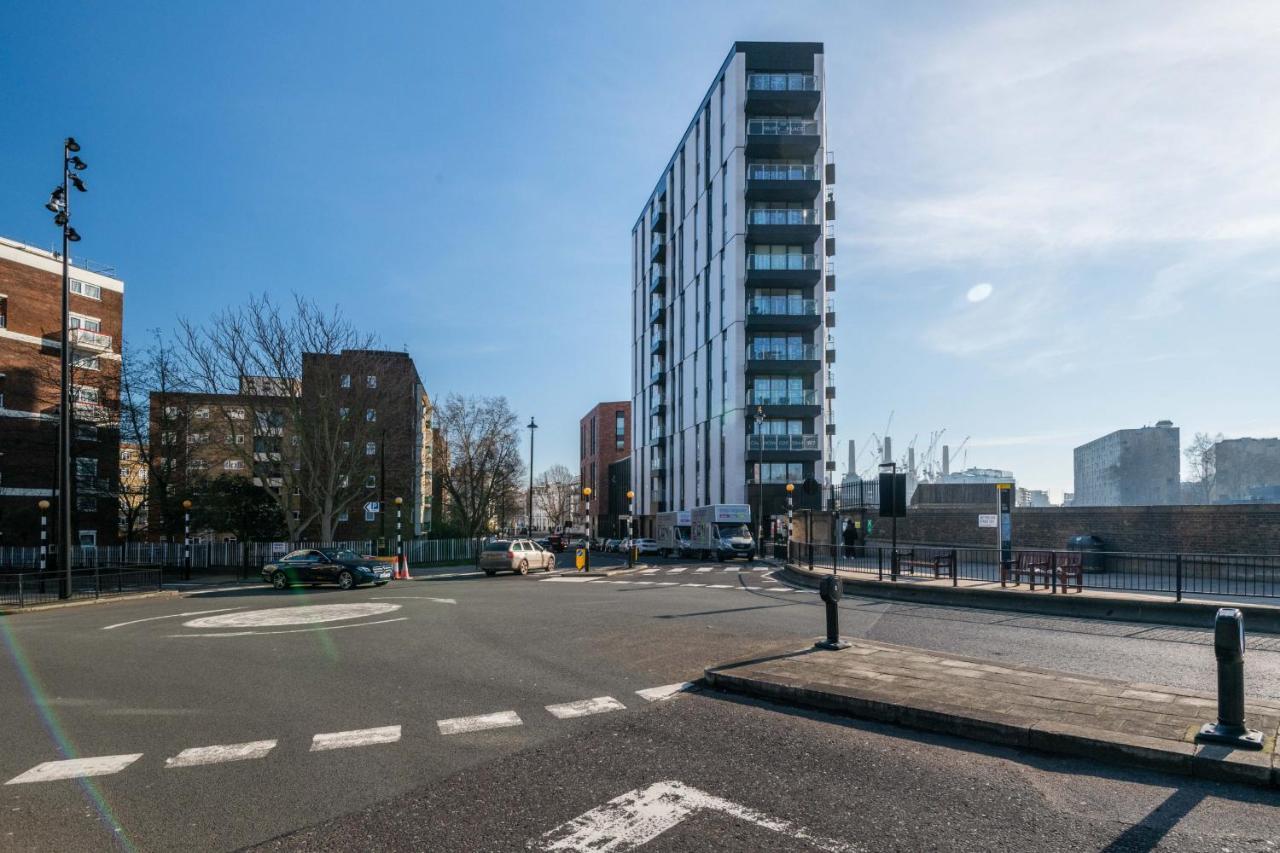 Modern Family Home Close To Victoria Station By Underthedoormat ロンドン エクステリア 写真