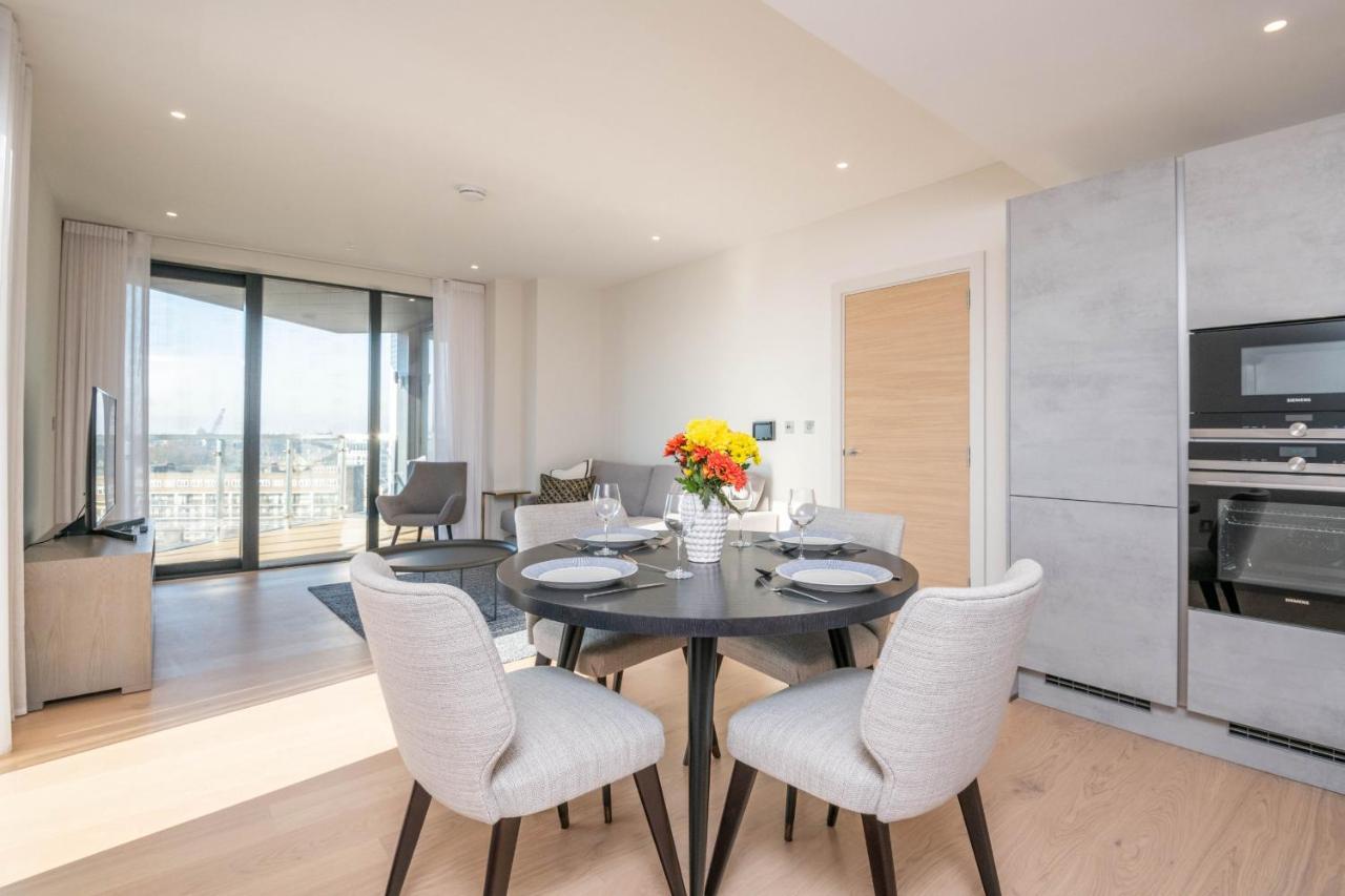 Modern Family Home Close To Victoria Station By Underthedoormat ロンドン エクステリア 写真