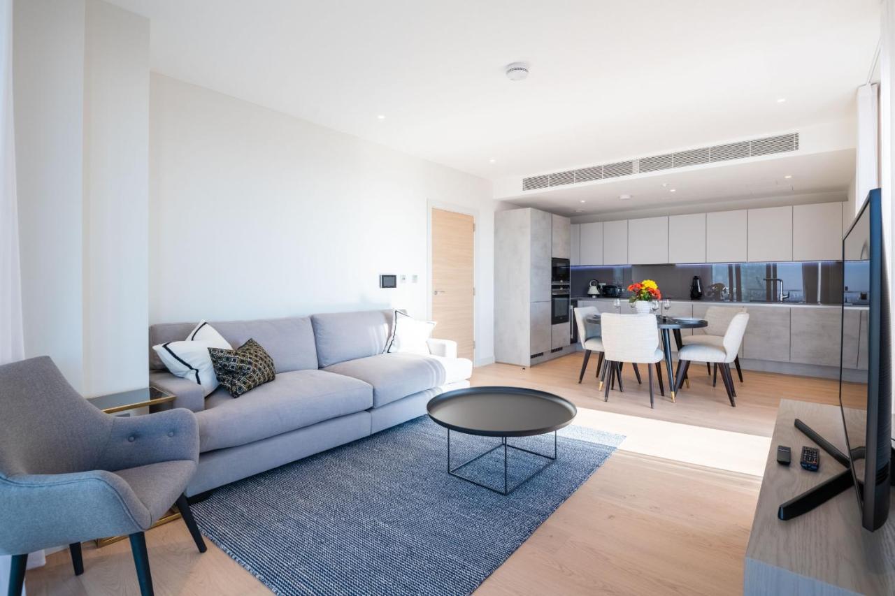 Modern Family Home Close To Victoria Station By Underthedoormat ロンドン エクステリア 写真